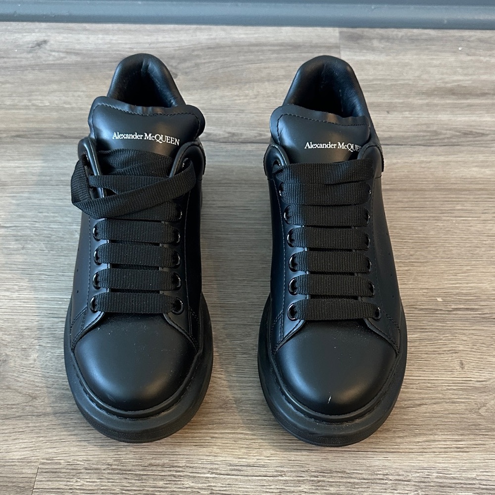 Alexander McQueen Black Chunky Sneaker